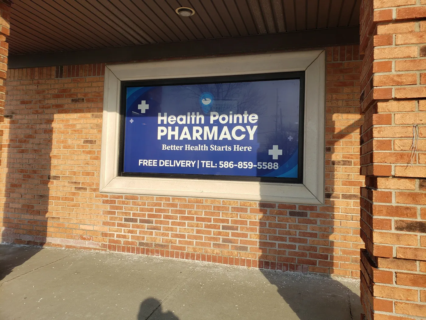Health Pointe Pharmacy – Window sign